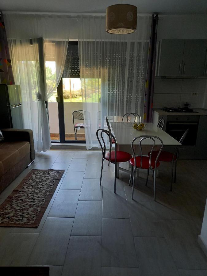Summersea Apartment Mamaia Navodari Bagian luar foto