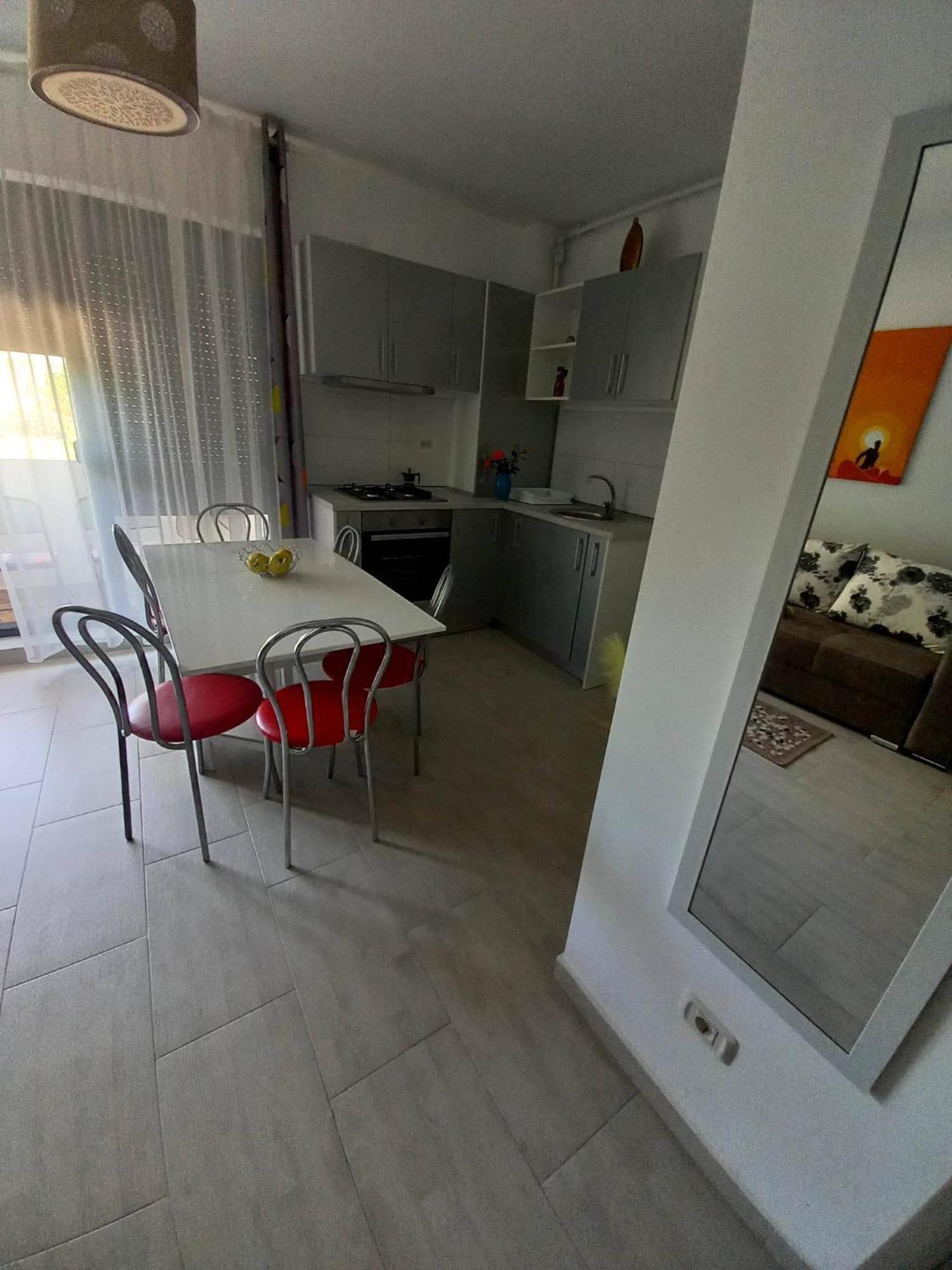 Summersea Apartment Mamaia Navodari Bagian luar foto